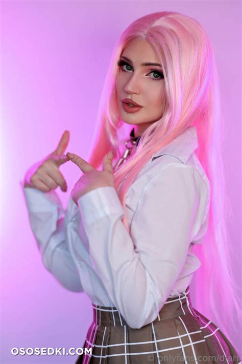 djarii leaked|Model Djarii (@djarii) in cosplay Viper from Valorant